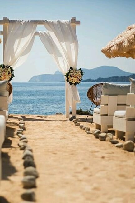 Wedding Beach Destinations: This is Experimental Beach at Cap D'es Falco, Ibiza. Check out more romantic beach wedding destinations on Worthminer.com